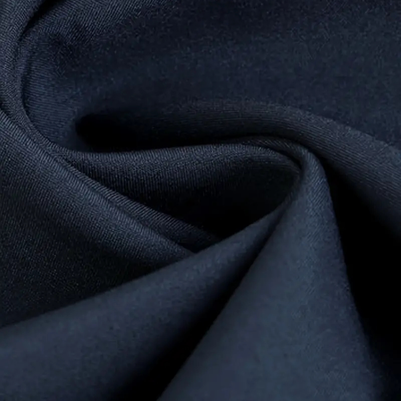 Elegant Men's Coat | Slim Fit Business Overcoat with Lined Interior | Versatile Outerwear for All Occasions 4