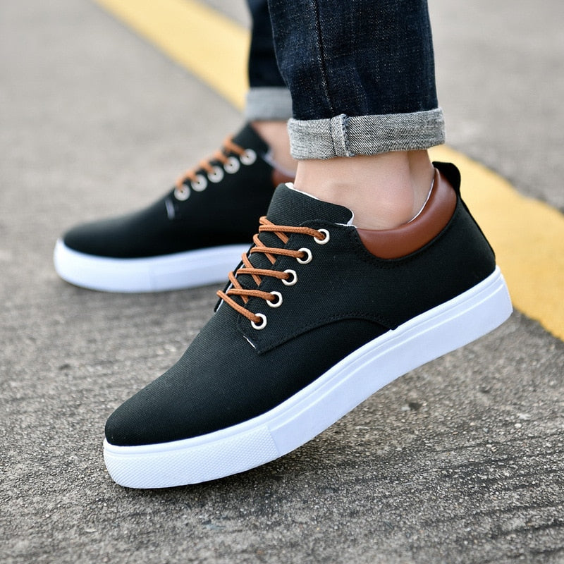 Everyday Style | Low-Top Sneakers for Men with Adjustable Fit | Versatile Footwear for Year-Round Wear 0