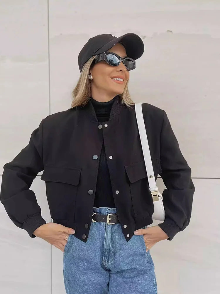 Clara | Casual Bomber Jacket with Front Pockets - Modern Everyday Style