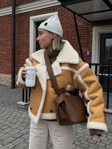 Emily | Winter Shearling Jacket — Plush Warmth and Cozy Style